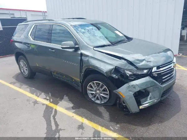 1GNERHKW0NJ122099 2022 CHEVROLET TRAVERSE - Image 1