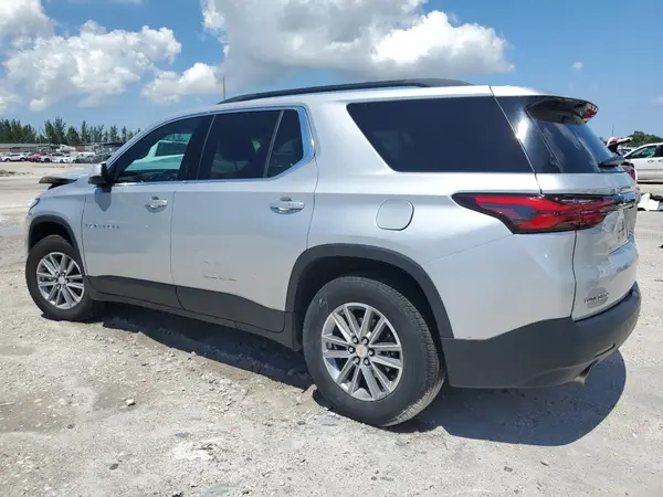 1GNERHKW0NJ134186 2022 CHEVROLET TRAVERSE - Image 2