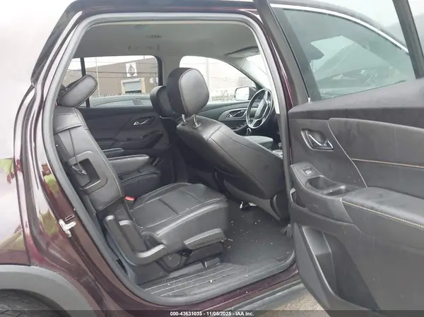 1GNERHKW1JJ105256 2018 CHEVROLET TRAVERSE - Image 8