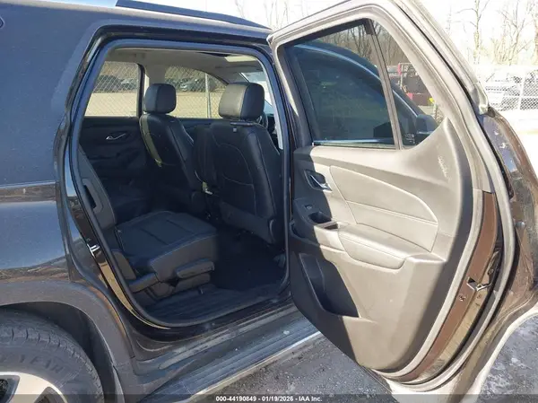 1GNERHKW1JJ143473 2018 CHEVROLET TRAVERSE - Image 8