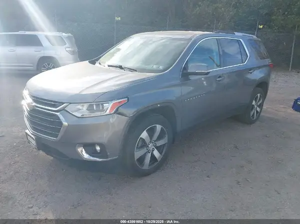 1GNERHKW1JJ285919 2018 CHEVROLET TRAVERSE - Image 2