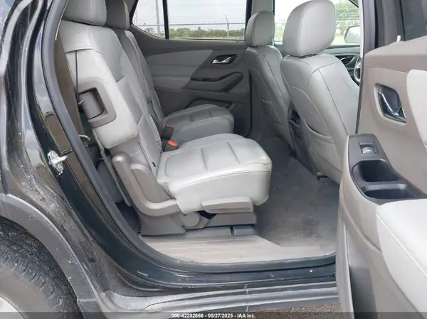 1GNERHKW1KJ130000 2019 CHEVROLET TRAVERSE - Image 8