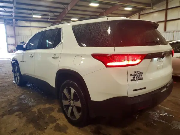 1GNERHKW1KJ261413 2019 CHEVROLET TRAVERSE - Image 2