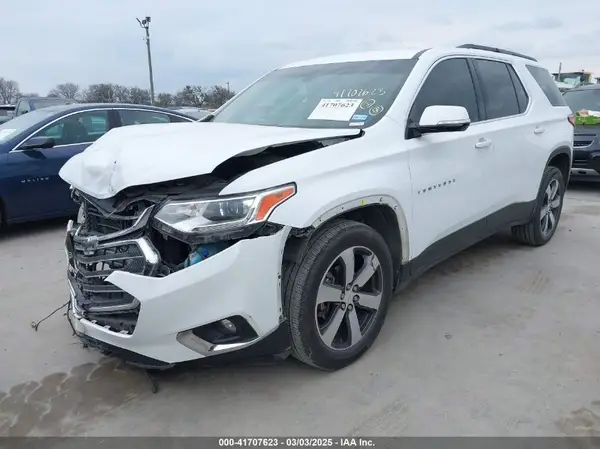 1GNERHKW1KJ288160 2019 CHEVROLET TRAVERSE - Image 2