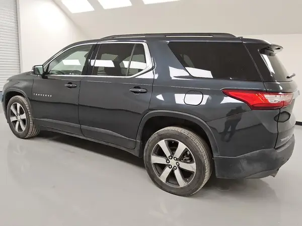 1GNERHKW1LJ132833 2020 CHEVROLET TRAVERSE - Image 2