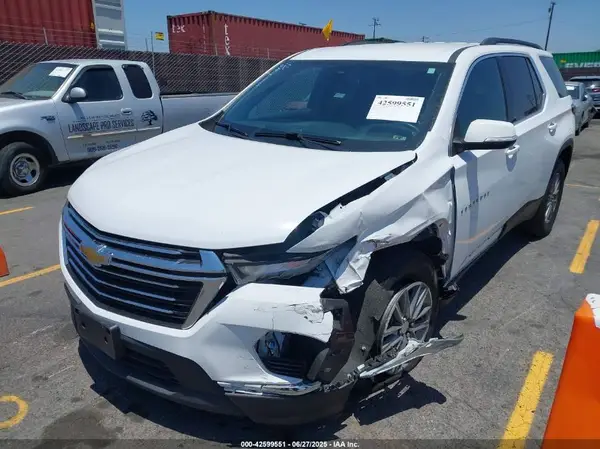 1GNERHKW1PJ122213 2023 CHEVROLET TRAVERSE - Image 2