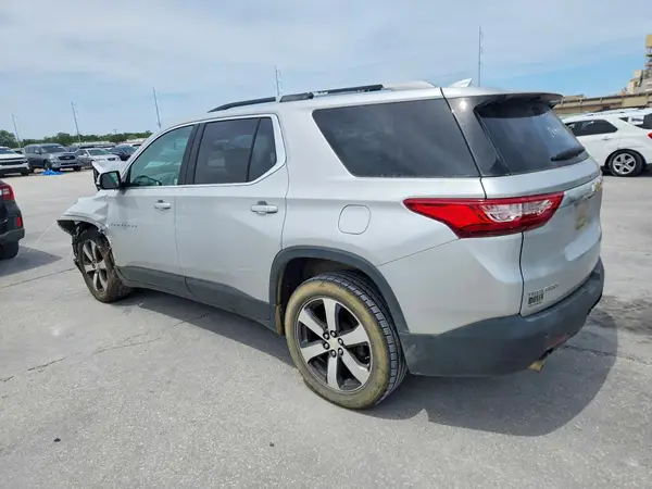 1GNERHKW2JJ104701 2018 CHEVROLET TRAVERSE - Image 2