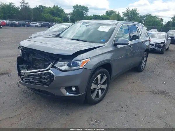1GNERHKW2JJ260852 2018 CHEVROLET TRAVERSE - Image 2