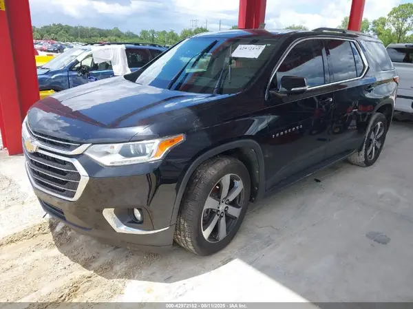 1GNERHKW2JJ277750 2018 CHEVROLET TRAVERSE - Image 2