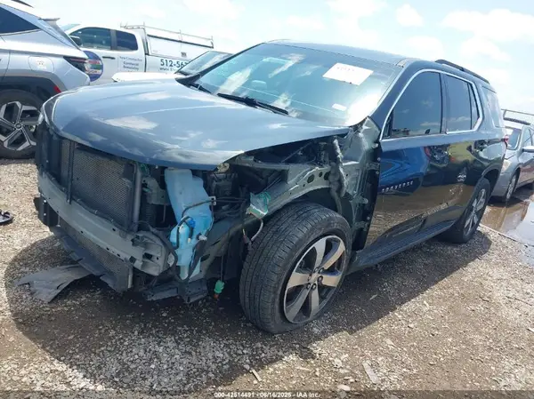 1GNERHKW2LJ108489 2020 CHEVROLET TRAVERSE - Image 2