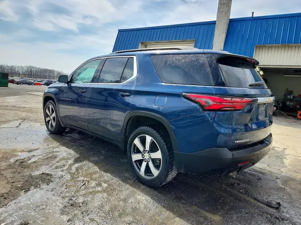 1GNERHKW2NJ174351 2022 CHEVROLET TRAVERSE - Image 2