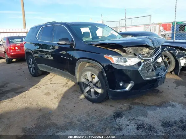 1GNERHKW3JJ126996 2018 CHEVROLET TRAVERSE - Image 1