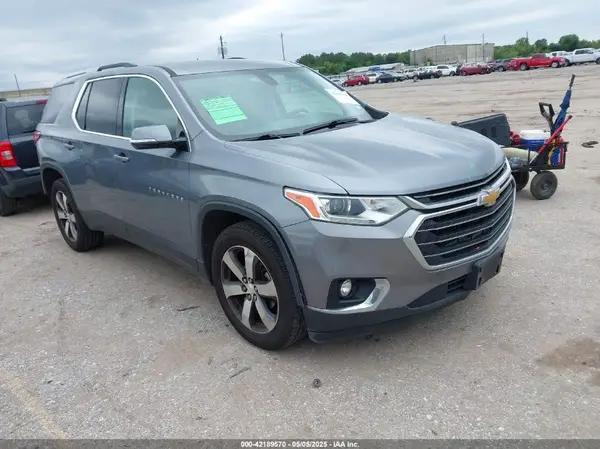 1GNERHKW3JJ135861 2018 CHEVROLET TRAVERSE - Image 1