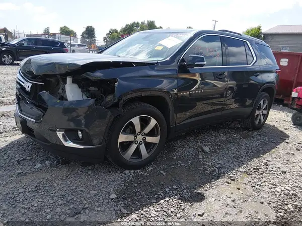 1GNERHKW3JJ159027 2018 CHEVROLET TRAVERSE - Image 2