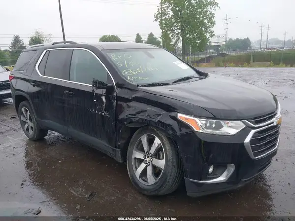 1GNERHKW3JJ237919 2018 CHEVROLET TRAVERSE - Image 1