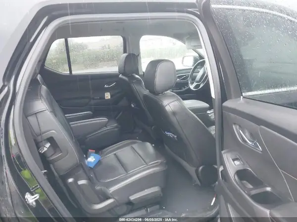 1GNERHKW3JJ237919 2018 CHEVROLET TRAVERSE - Image 8