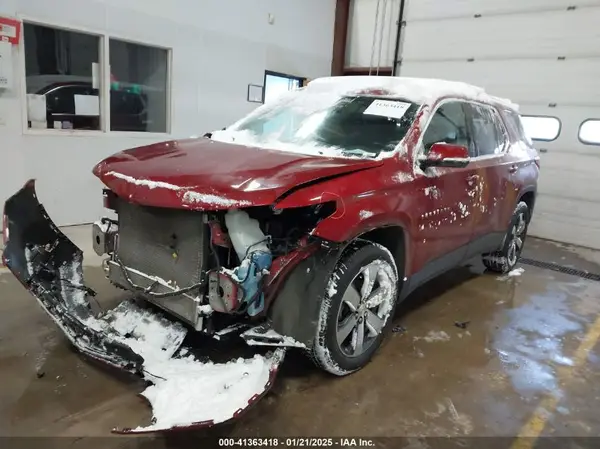 1GNERHKW3JJ252422 2018 CHEVROLET TRAVERSE - Image 2