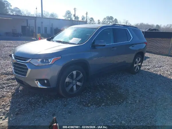 1GNERHKW3LJ211114 2020 CHEVROLET TRAVERSE - Image 2