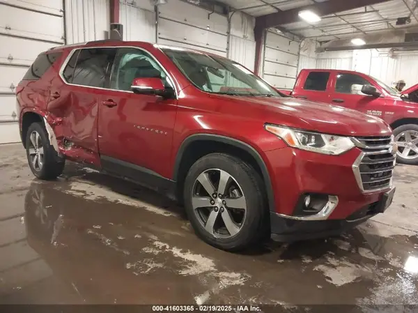1GNERHKW4JJ127820 2018 CHEVROLET TRAVERSE - Image 1