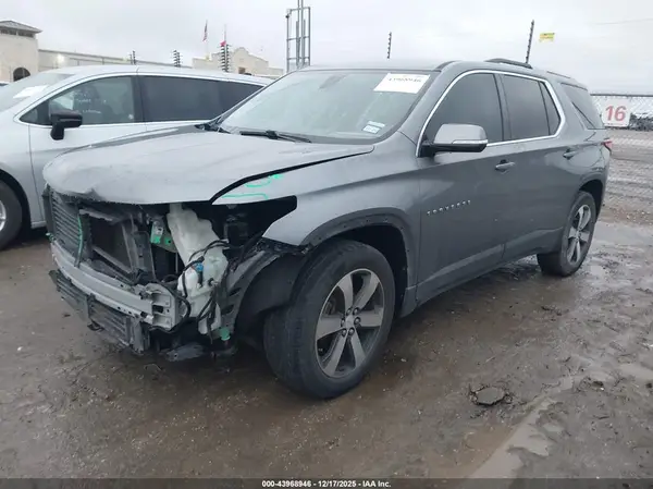 1GNERHKW4JJ134735 2018 CHEVROLET TRAVERSE - Image 2