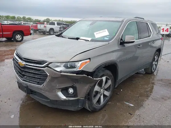 1GNERHKW4JJ150949 2018 CHEVROLET TRAVERSE - Image 2