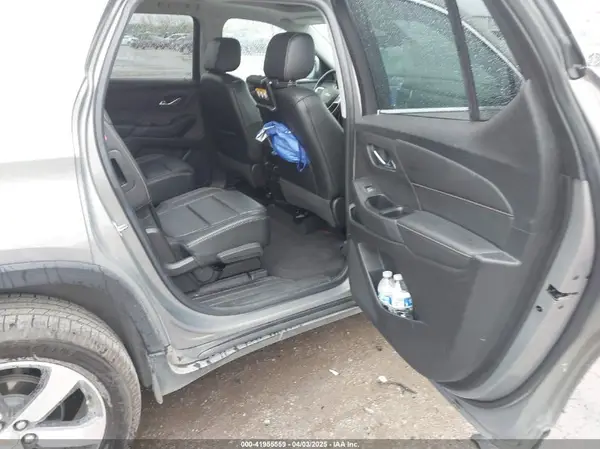 1GNERHKW4JJ150949 2018 CHEVROLET TRAVERSE - Image 8