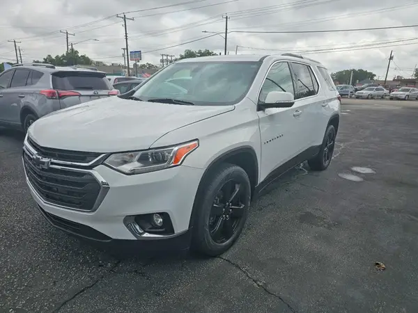 1GNERHKW4JJ159649 2018 CHEVROLET TRAVERSE - Image 2