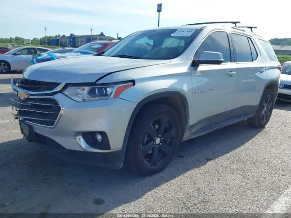 1GNERHKW4JJ169307 2018 CHEVROLET TRAVERSE - Image 2