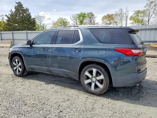 1GNERHKW4JJ213998 2018 CHEVROLET TRAVERSE - Image 2