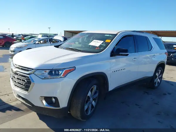 1GNERHKW4JJ225911 2018 CHEVROLET TRAVERSE - Image 2