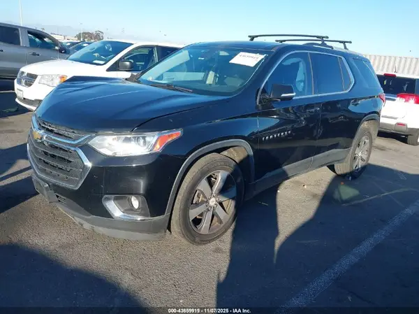 1GNERHKW4JJ227609 2018 CHEVROLET TRAVERSE - Image 2