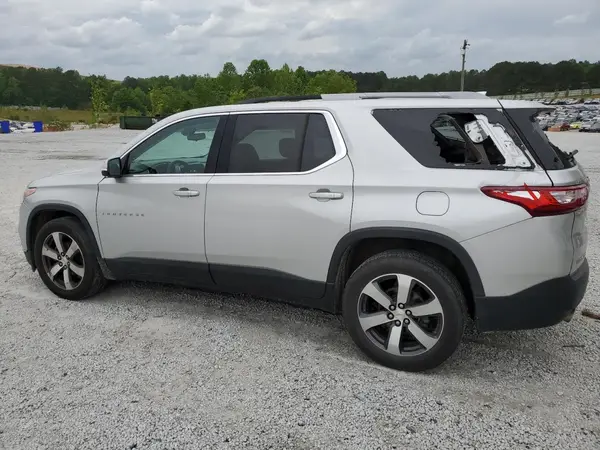 1GNERHKW4JJ261615 2018 CHEVROLET TRAVERSE - Image 2
