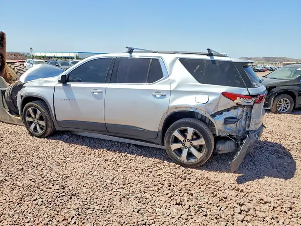 1GNERHKW4KJ221293 2019 CHEVROLET TRAVERSE - Image 2