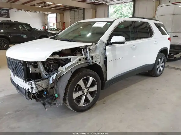 1GNERHKW4KJ303959 2019 CHEVROLET TRAVERSE - Image 2