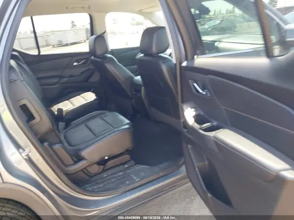 1GNERHKW5JJ112033 2018 CHEVROLET TRAVERSE - Image 8
