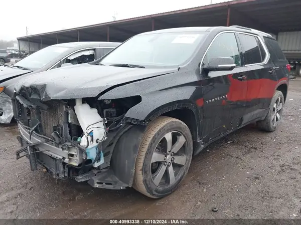 1GNERHKW5JJ188108 2018 CHEVROLET TRAVERSE - Image 2