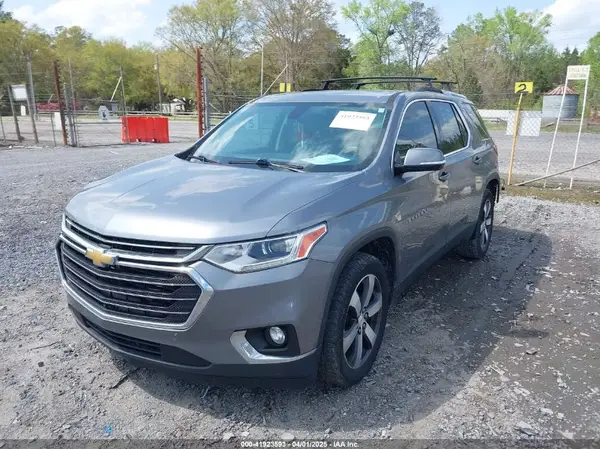1GNERHKW5JJ212911 2018 CHEVROLET TRAVERSE - Image 2