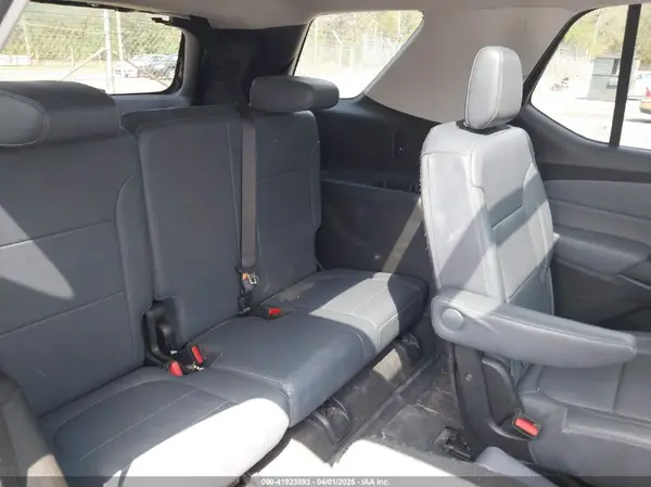1GNERHKW5JJ212911 2018 CHEVROLET TRAVERSE - Image 8