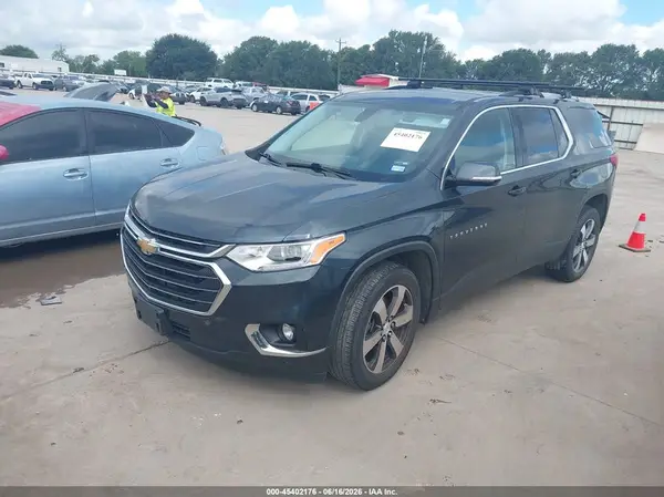 1GNERHKW5JJ274339 2018 CHEVROLET TRAVERSE - Image 2