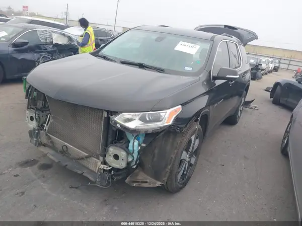1GNERHKW5JJ284496 2018 CHEVROLET TRAVERSE - Image 2