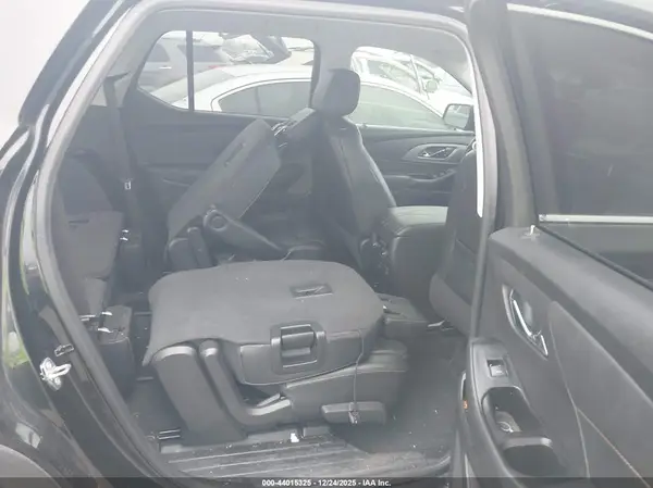 1GNERHKW5JJ284496 2018 CHEVROLET TRAVERSE - Image 8