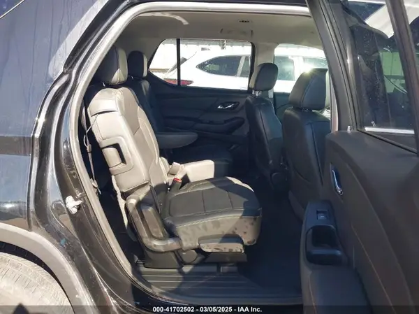 1GNERHKW5KJ255680 2019 CHEVROLET TRAVERSE - Image 8
