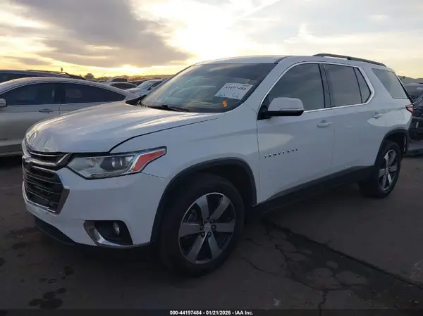 1GNERHKW5KJ293068 2019 CHEVROLET TRAVERSE - Image 2
