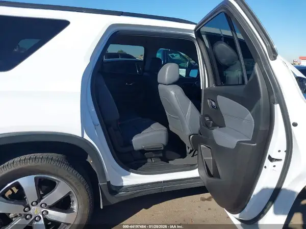1GNERHKW5KJ293068 2019 CHEVROLET TRAVERSE - Image 8