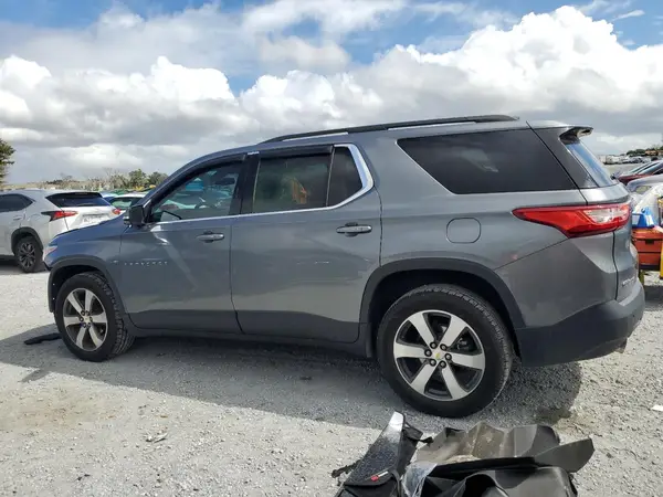 1GNERHKW5LJ105974 2020 CHEVROLET TRAVERSE - Image 2