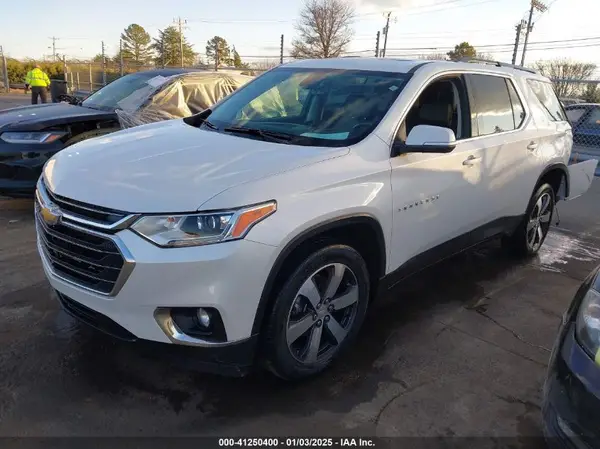 1GNERHKW5MJ174570 2021 CHEVROLET TRAVERSE - Image 2