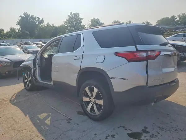 1GNERHKW5MJ215831 2021 CHEVROLET TRAVERSE - Image 2