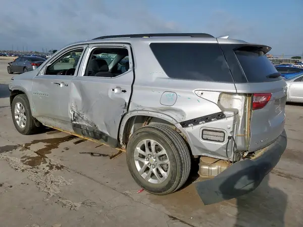 1GNERHKW5MJ258677 2021 CHEVROLET TRAVERSE - Image 2