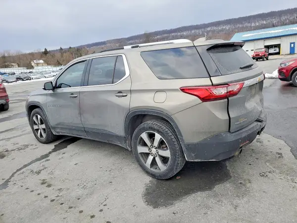 1GNERHKW6JJ109108 2018 CHEVROLET TRAVERSE - Image 2