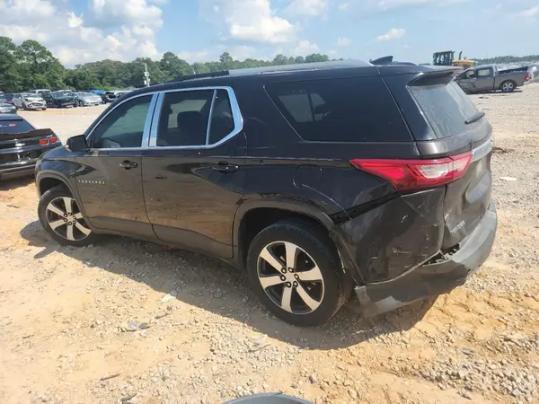 1GNERHKW6JJ146885 2018 CHEVROLET TRAVERSE - Image 2